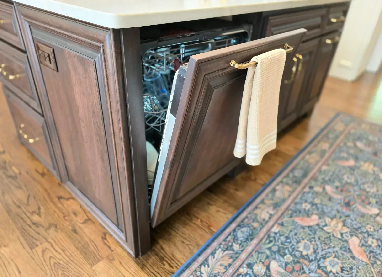 Mont Blanc Kitchen + Bar remodel photo 7