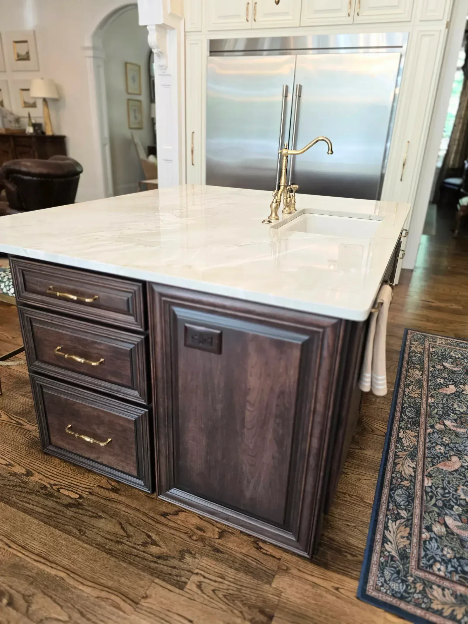 Mont Blanc Kitchen + Bar remodel photo 8