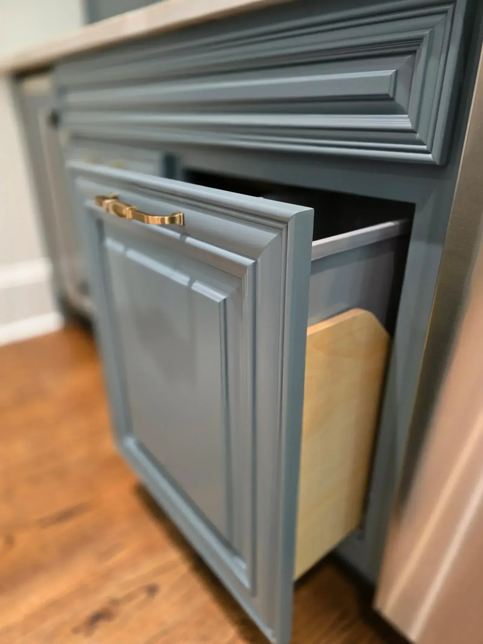 Mont Blanc Kitchen + Bar remodel photo 12